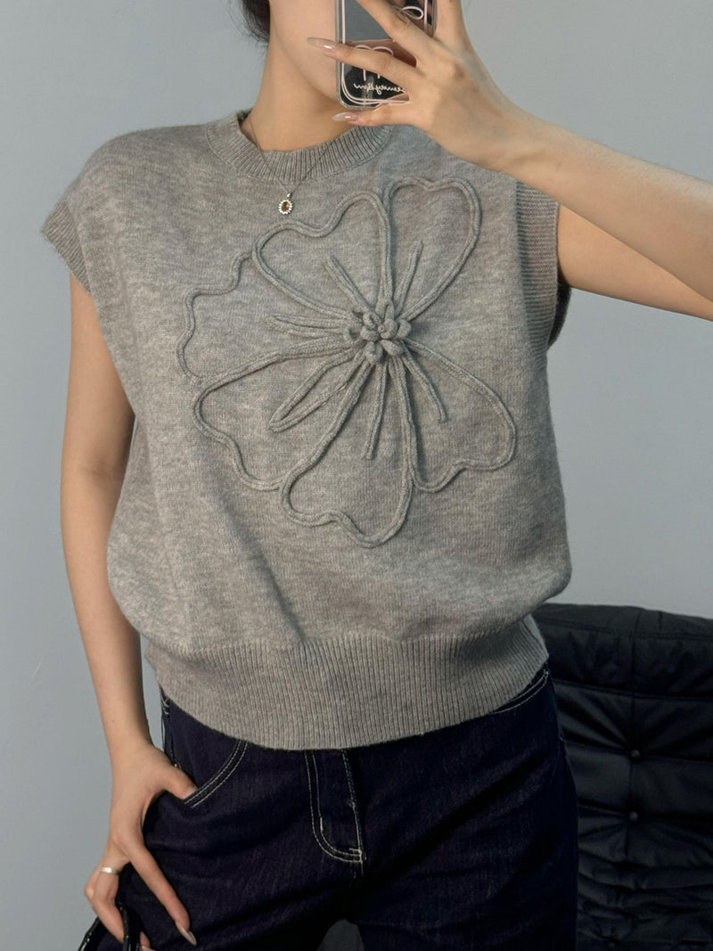 Embroidered Knit Solid Color Sleeveless Tops GQNF Y00082TM