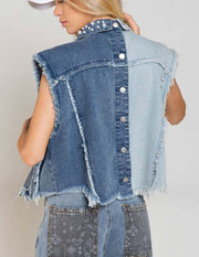 Spliced Beaded Loose fitting Denim Jacket GYAN 3285