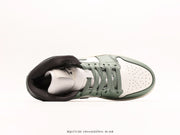 NIKE AIR JORDAN MID