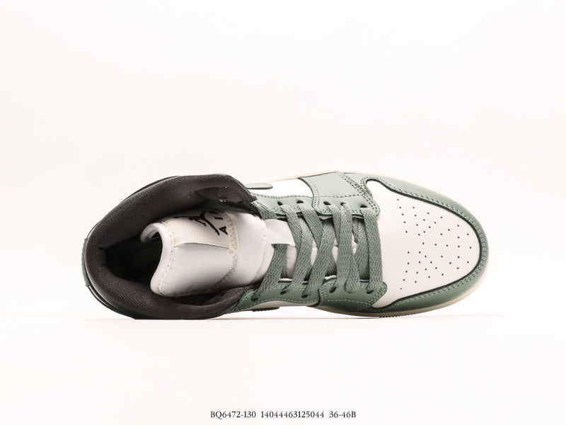 NIKE AIR JORDAN MID