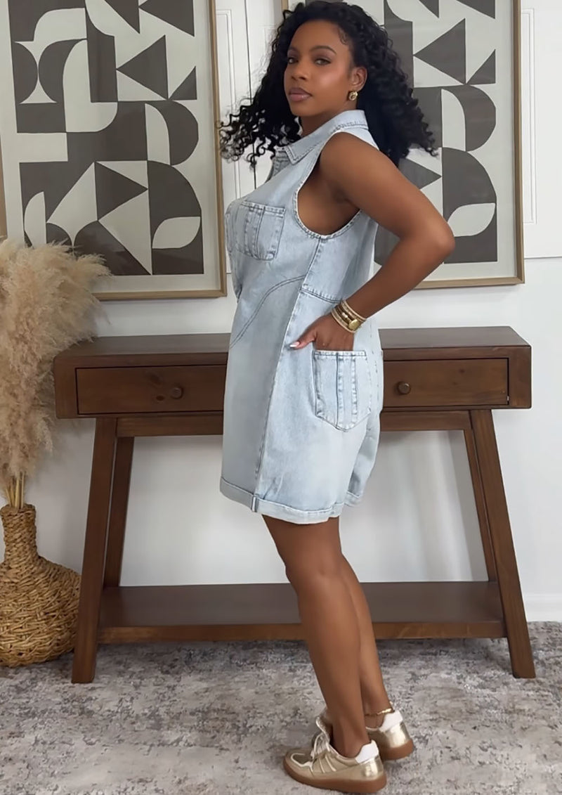 Plus Size Loose Lapel Sleeveless Denim Romper GAKF 60601