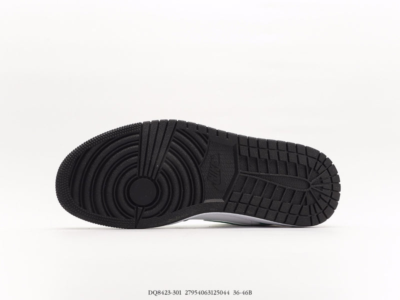 AIR JORDAN MID 36 36