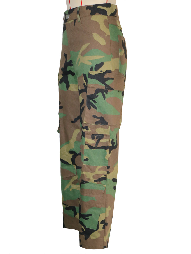 Camouflage Print Loose Straight Pants SH 391366