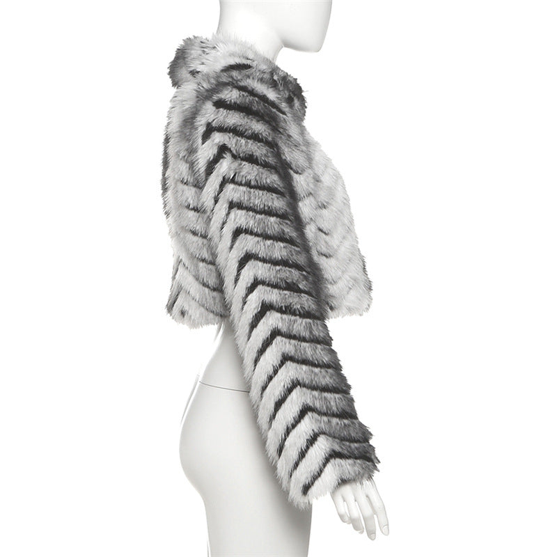 Striped Lapel Zipper Fur Jacket GYME K25C79854