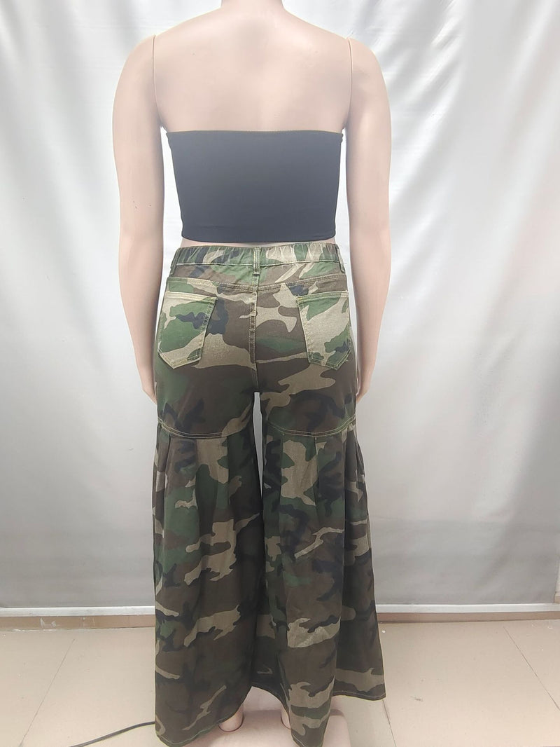 Plus Size Camouflage Print Wide Leg Jeans GAKF 60602