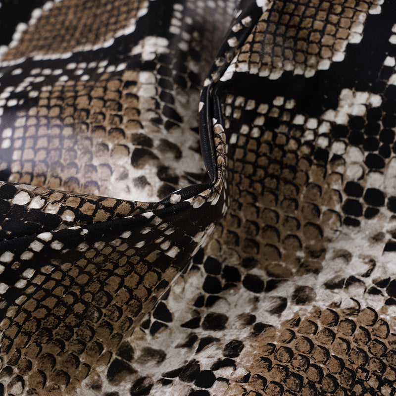 Snake Print Leather Shorts GPKJ MR45064