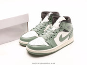 NIKE AIR JORDAN MID
