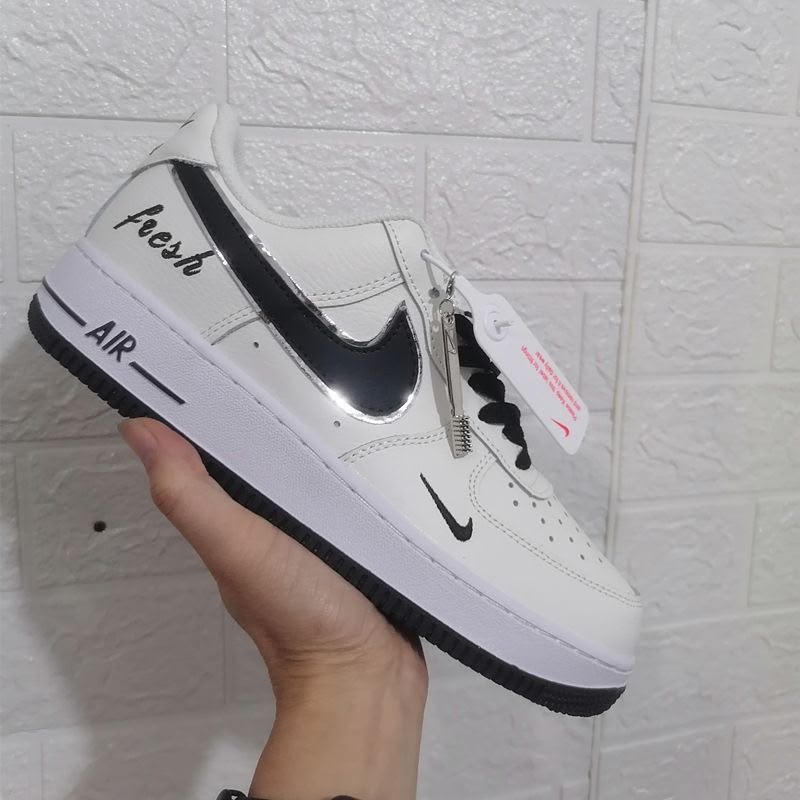 Nike Low Top 42